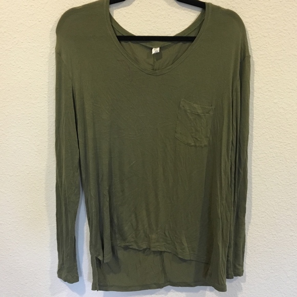 bp Tops - BP long sleeve green knit tee shirt pocket top bp Tops - BP long sleeve green knit tee shirt pocket top
